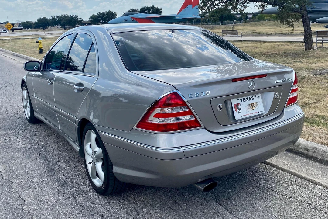 2005 Mercedes-Benz W203 C-Class - Image 4 of 31
