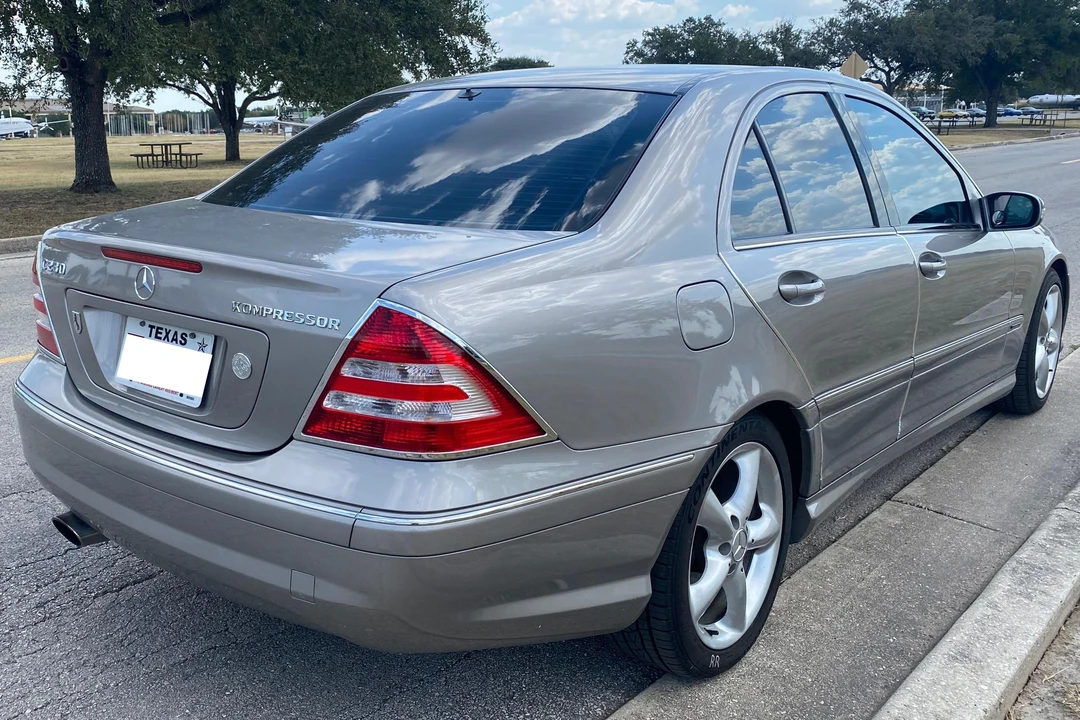 2005 Mercedes-Benz W203 C-Class - Image 13 of 31