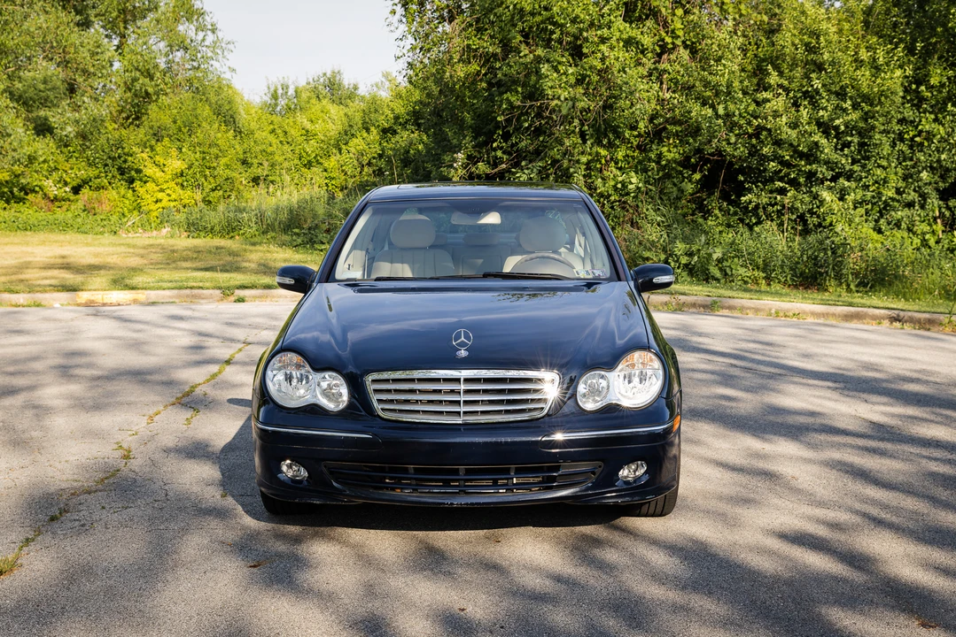 2005 Mercedes-Benz W203 C-Class - Image 2 of 31