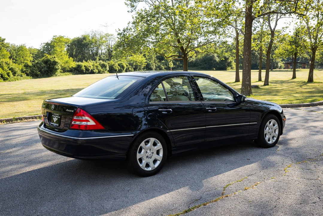 2005 Mercedes-Benz W203 C-Class - Image 14 of 31