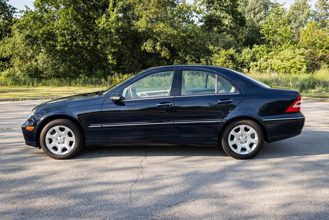 2005 Mercedes-Benz W203 C-Class - Image 8 of 31
