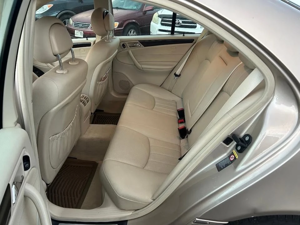 2005 Mercedes-Benz W203 C-Class - Image 11 of 13