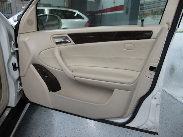 2005 Mercedes-Benz W203 C-Class - Image 12 of 21
