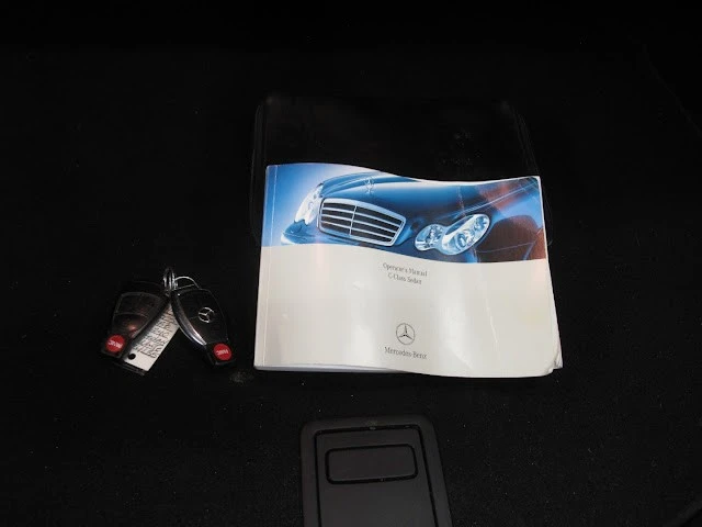 2005 Mercedes-Benz W203 C-Class - Image 3 of 21