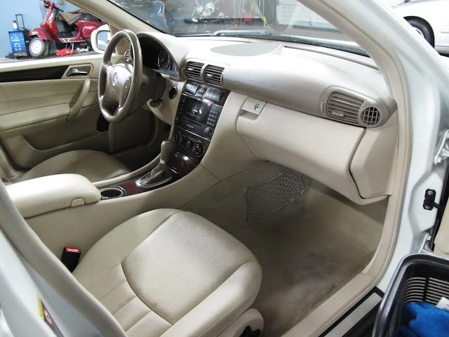 2005 Mercedes-Benz W203 C-Class - Image 10 of 21