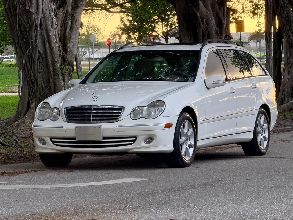 2005 Mercedes-Benz W203 C-Class - Image 9 of 31