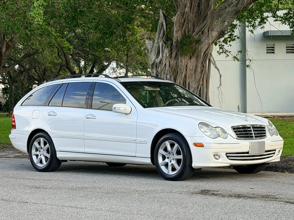 2005 Mercedes-Benz W203 C-Class - Image 26 of 31