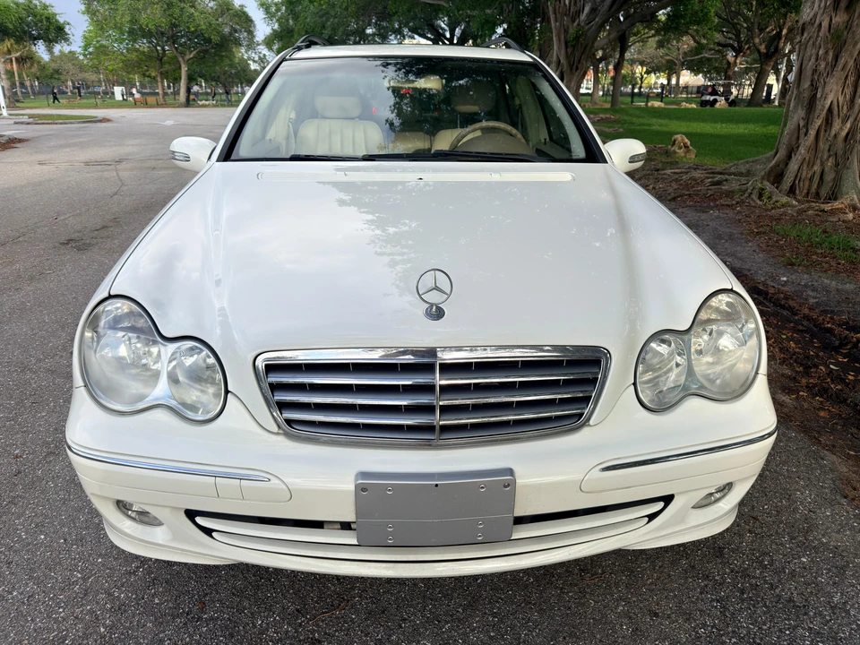 2005 Mercedes-Benz W203 C-Class - Image 7 of 31