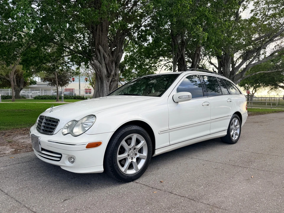 2005 Mercedes-Benz W203 C-Class - Image 11 of 31
