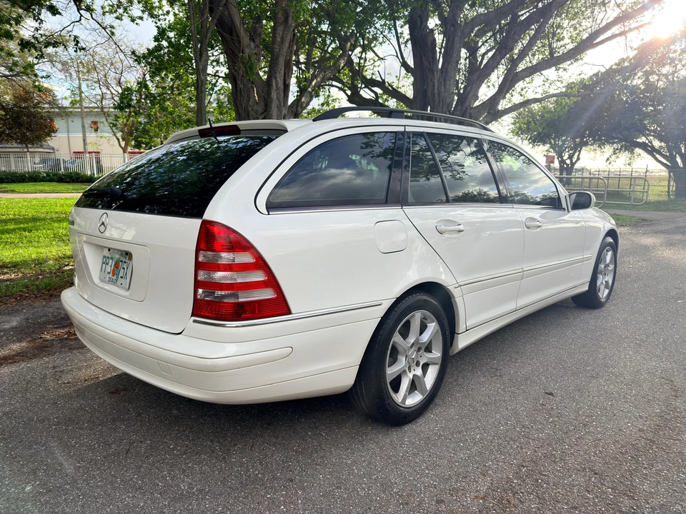 2005 Mercedes-Benz W203 C-Class - Image 21 of 31