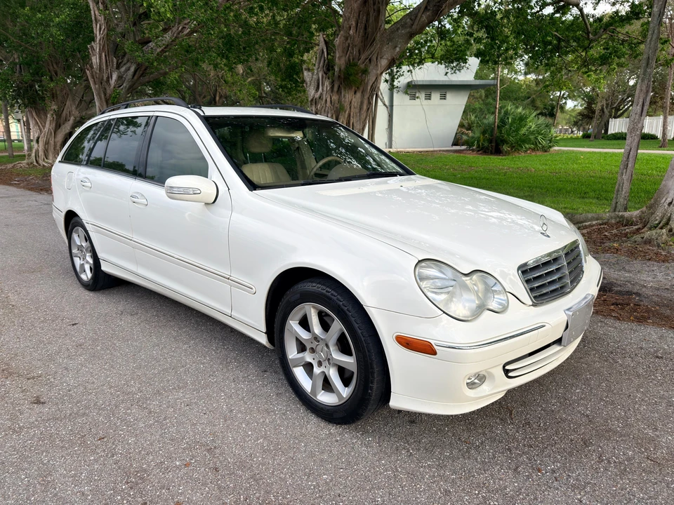 2005 Mercedes-Benz W203 C-Class - Image 28 of 31