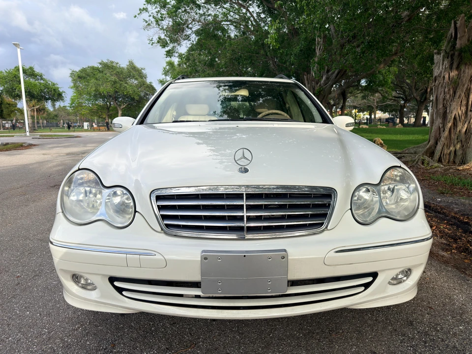 2005 Mercedes-Benz W203 C-Class - Image 8 of 31