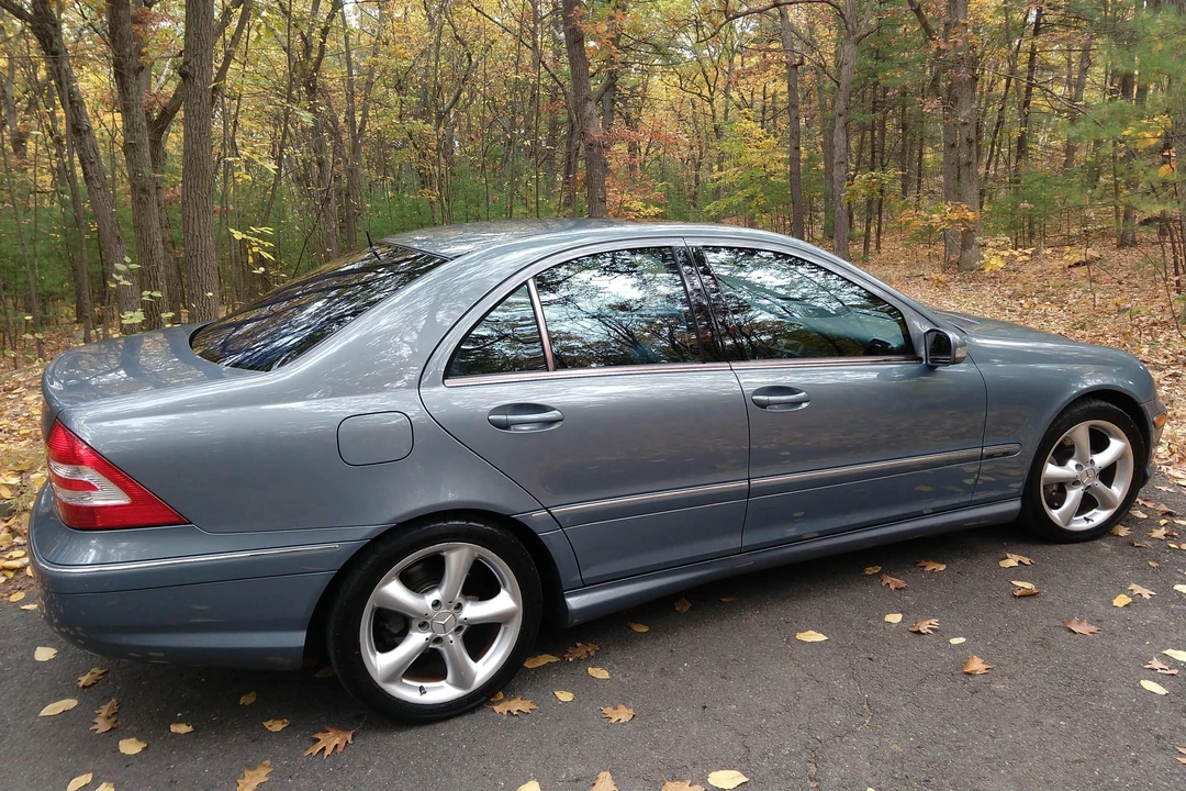 2005 Mercedes-Benz W203 C-Class - Image 11 of 31