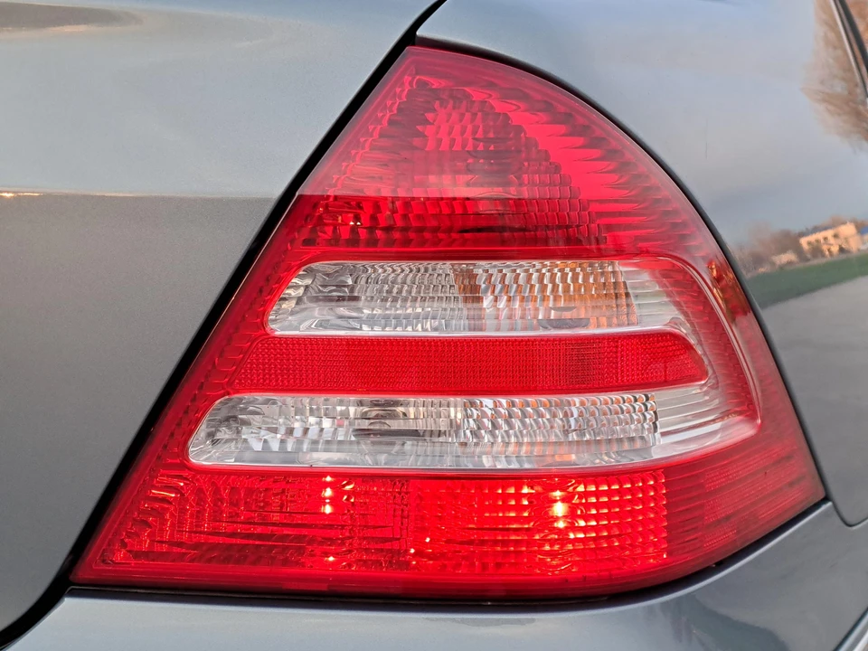 2005 Mercedes-Benz W203 C-Class - Image 20 of 31