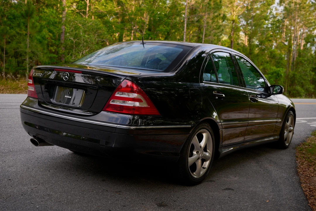 2005 Mercedes-Benz W203 C-Class - Image 12 of 31