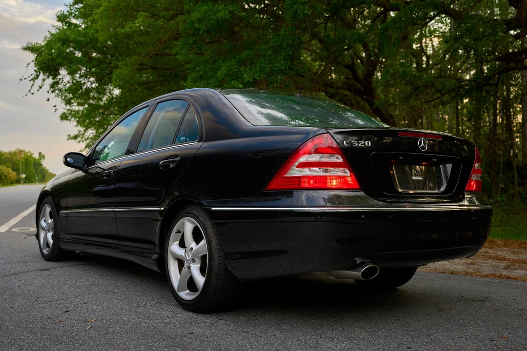 2005 Mercedes-Benz W203 C-Class - Image 9 of 31