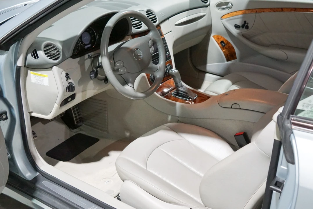 2005 Mercedes-Benz C209/A209 CLK-Class - Image 9 of 21