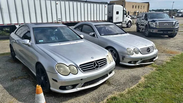2005 Mercedes-Benz CLK-Class CLK 550 Coupe 2D