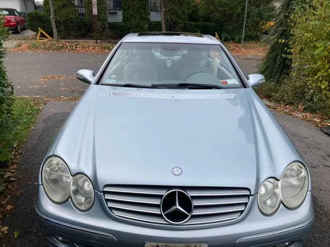 2005 Mercedes-Benz CLK320