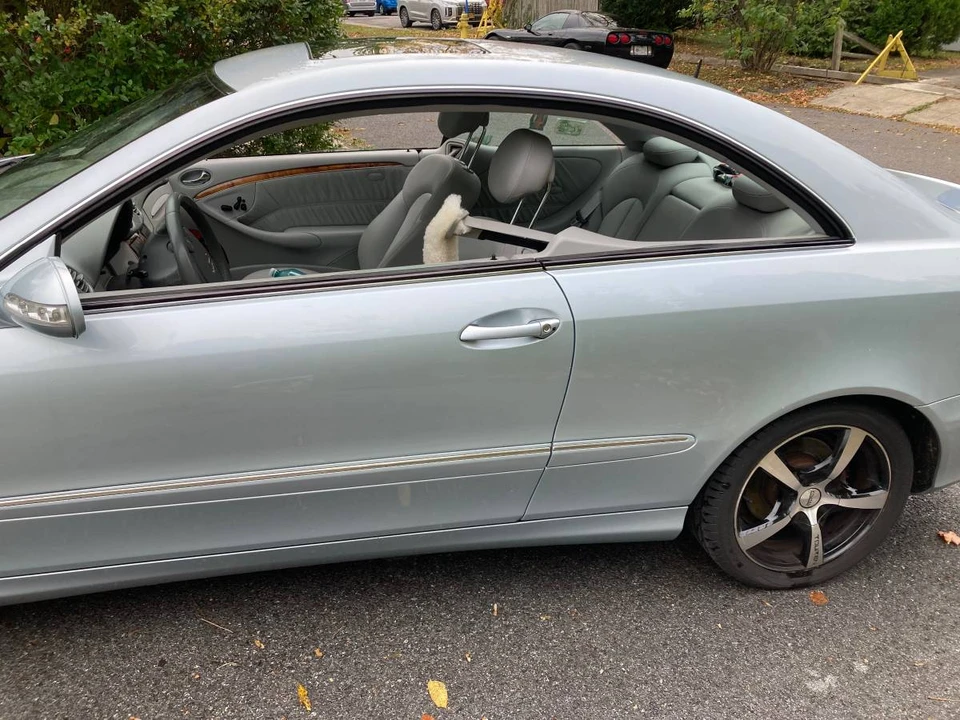 2005 Mercedes-Benz C209/A209 CLK-Class - Image 3 of 9