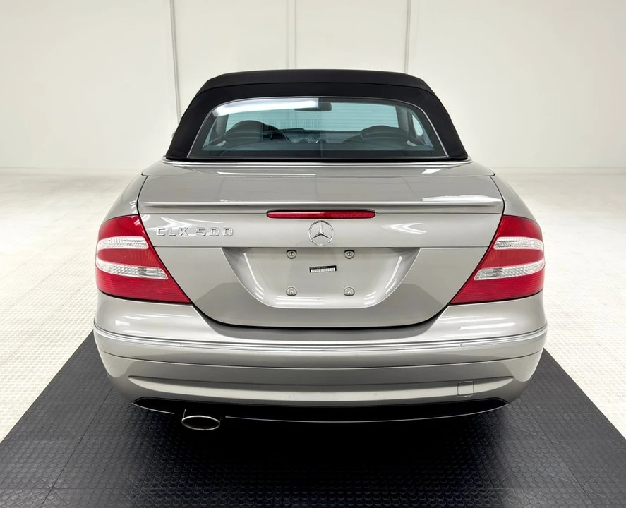 2005 Mercedes-Benz - Image 7 of 31