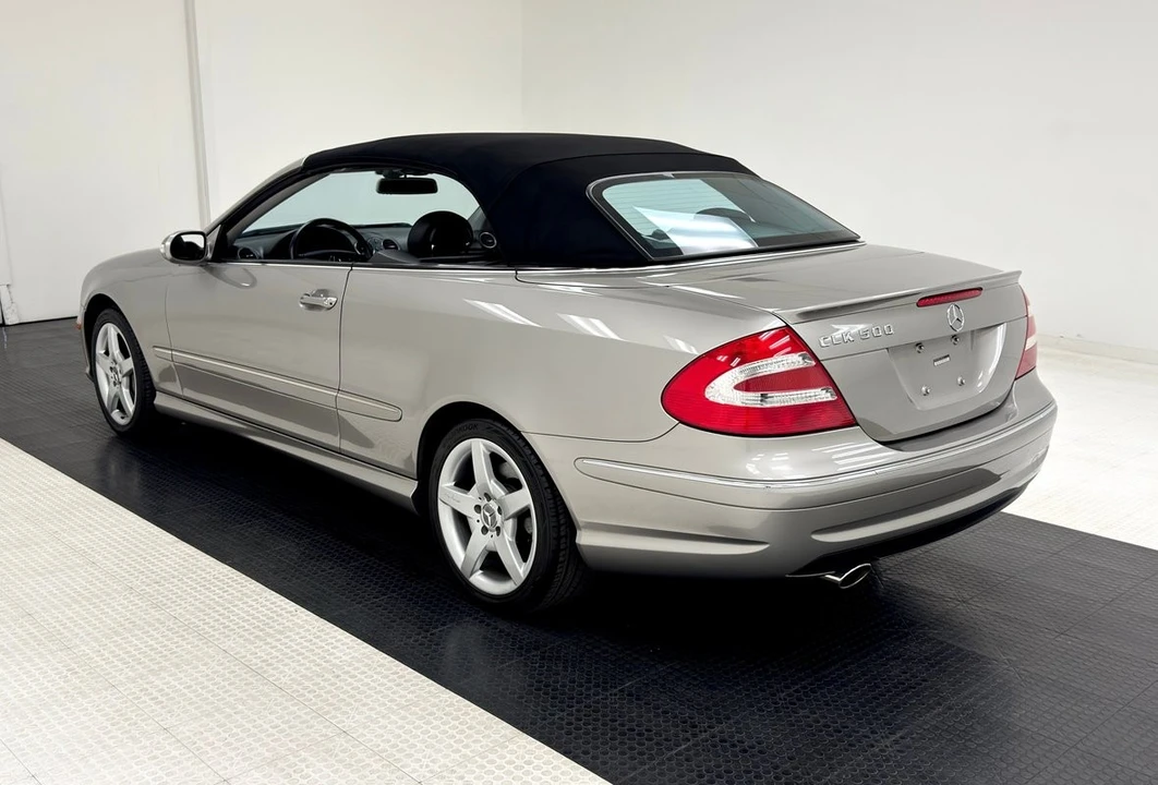 2005 Mercedes-Benz - Image 5 of 31