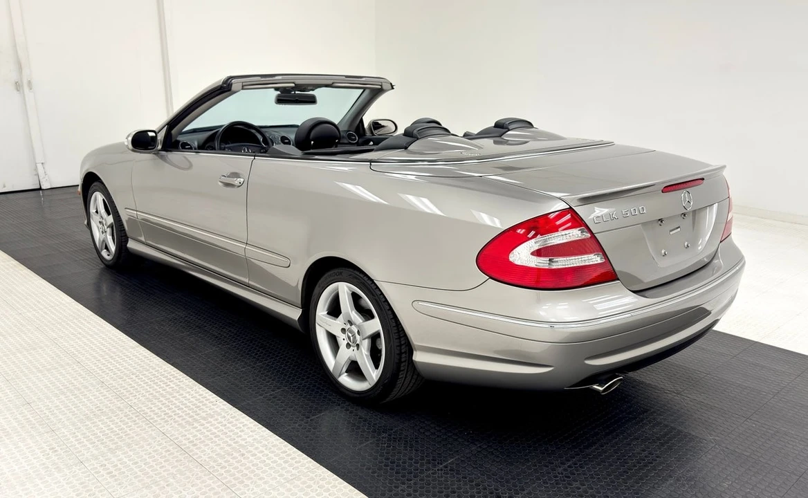 2005 Mercedes-Benz - Image 6 of 31