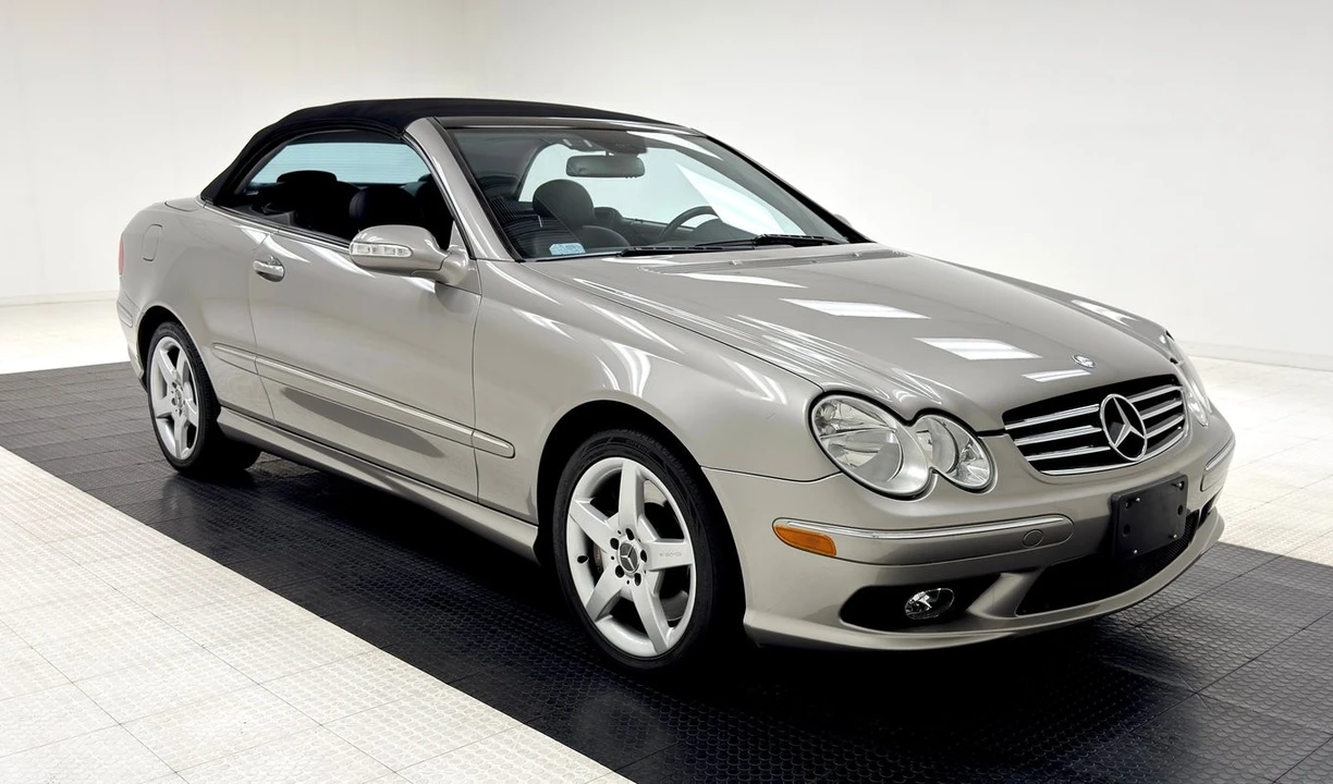 2005 Mercedes-Benz - Image 10 of 31