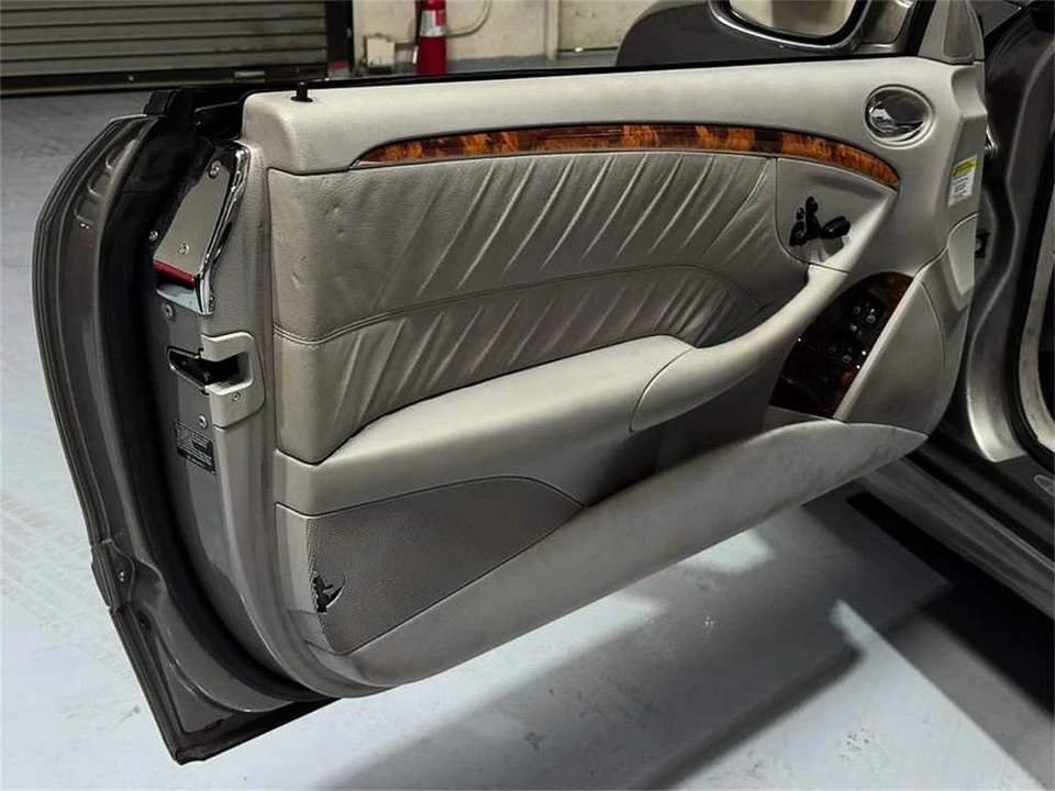 2005 Mercedes-Benz C209/A209 CLK-Class - Image 9 of 31