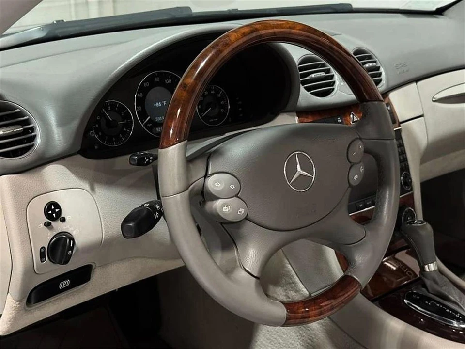 2005 Mercedes-Benz C209/A209 CLK-Class - Image 10 of 31