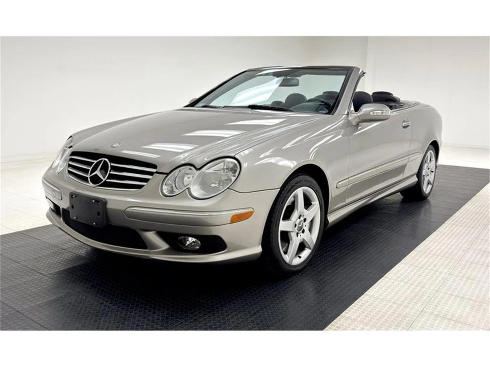 2005 Mercedes-Benz C209/A209 CLK-Class - Image 2 of 31