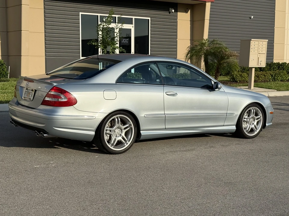 2005 Mercedes-Benz C209/A209 CLK 55 & CLK 63 AMG - Image 26 of 31