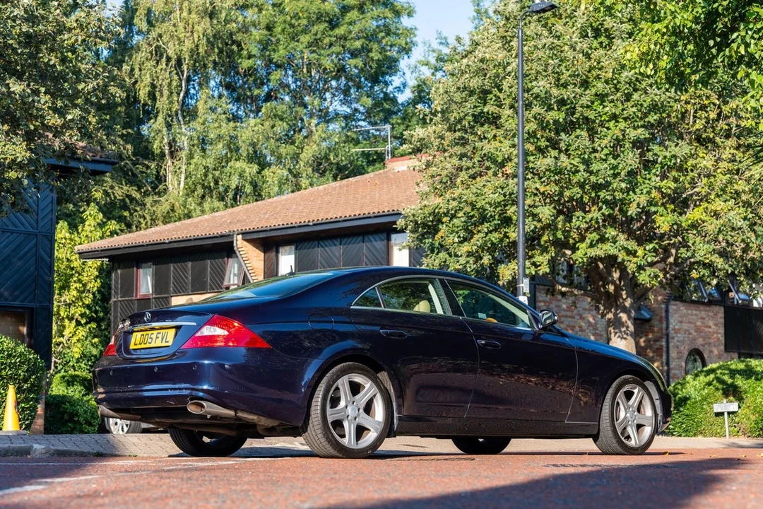 2005 Mercedes-Benz C219 CLS-Class - Image 9 of 30