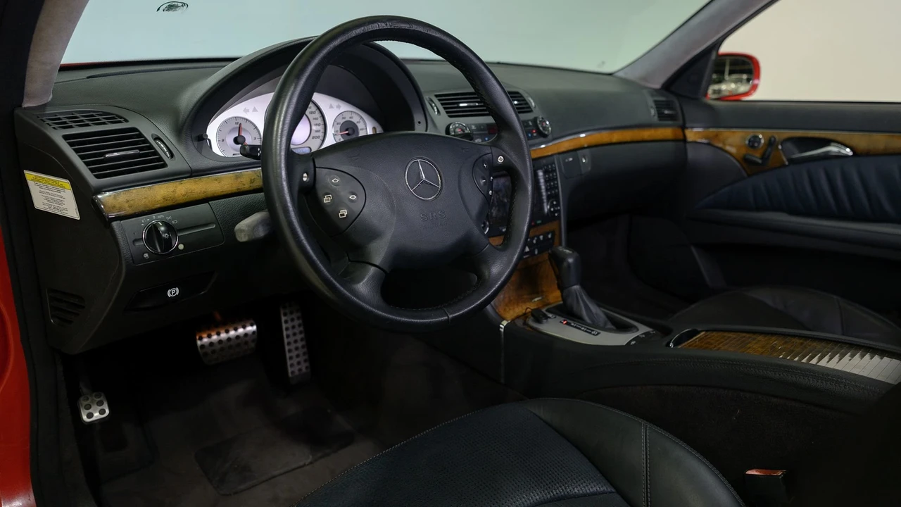 2005 Mercedes-Benz W211 E 55 & E 63 AMG - Image 4 of 31