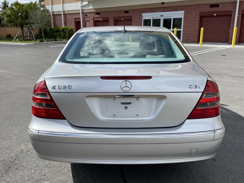 2005 Mercedes-Benz W211 E-Class - Image 13 of 21