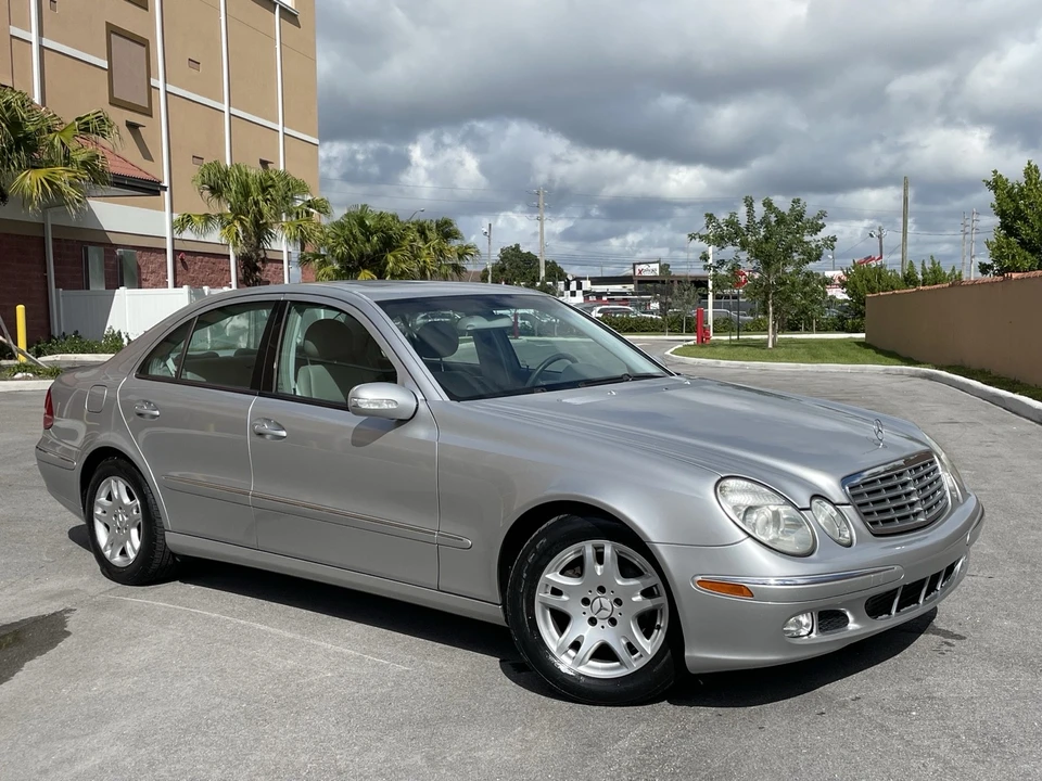 2005 Mercedes-Benz W211 E-Class - Image 2 of 21