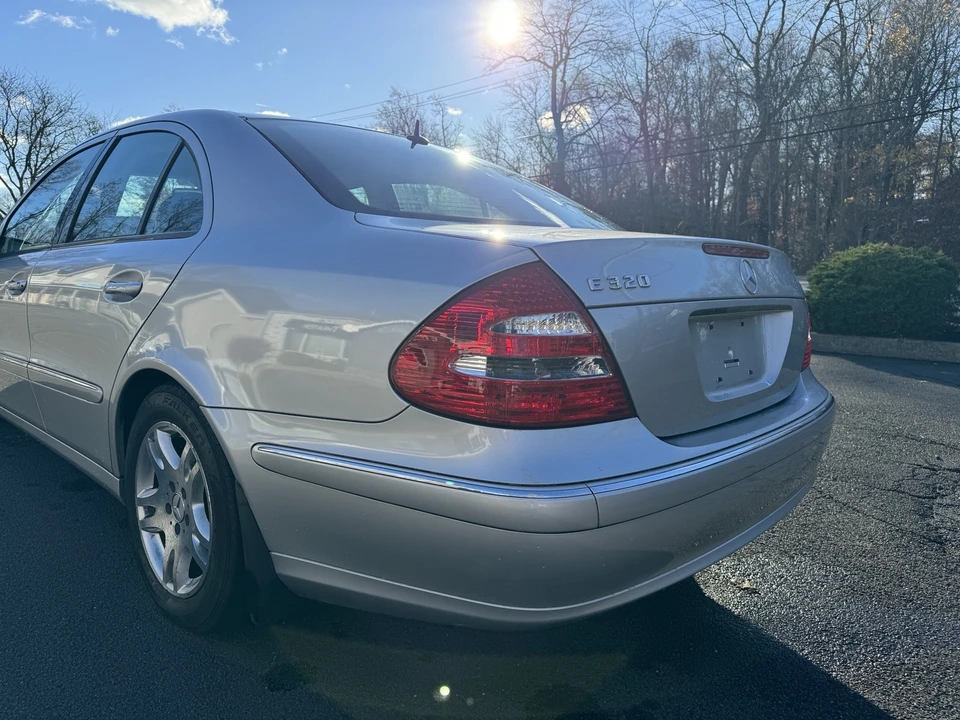 2005 Mercedes-Benz W211 E-Class - Image 5 of 9
