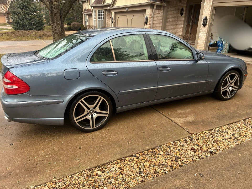 2005 Mercedes-Benz W211 E-Class - Image 3 of 8