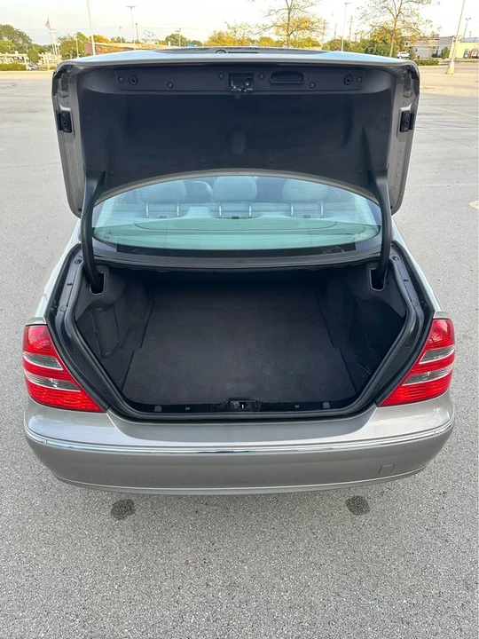2005 Mercedes-Benz W211 E-Class - Image 18 of 20