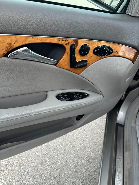 2005 Mercedes-Benz W211 E-Class - Image 13 of 20