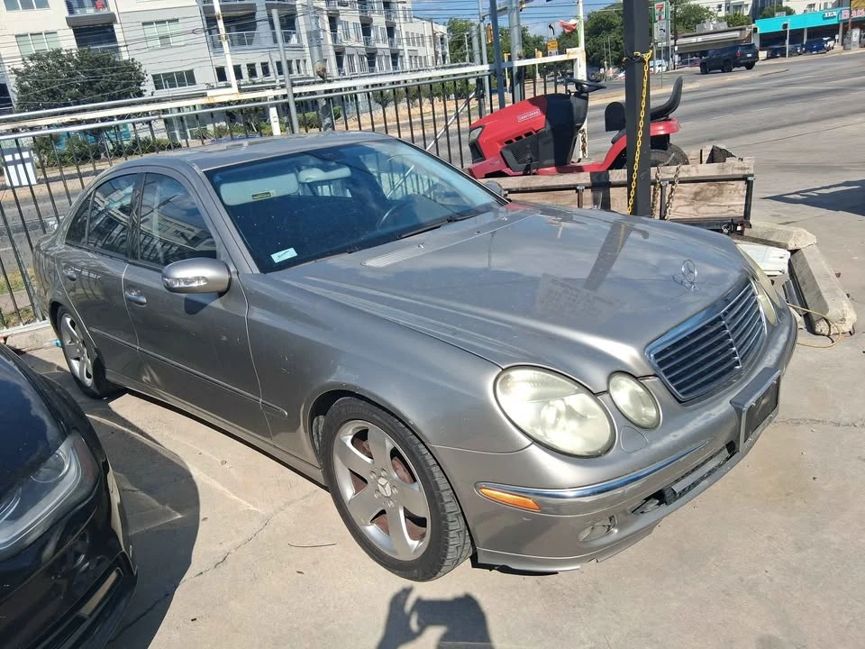 2005 Mercedes-Benz W211 E-Class - Image 2 of 12