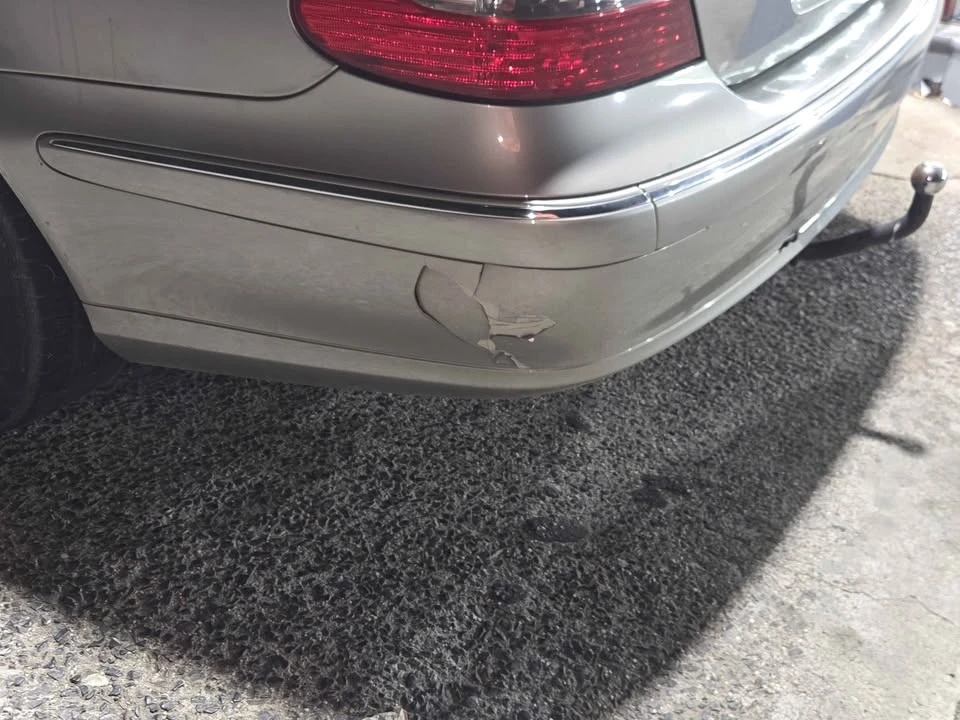 2005 Mercedes-Benz W211 E-Class - Image 12 of 14