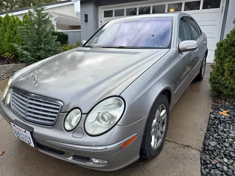 2005 Mercedes-Benz E-Class E 320 4MATIC Sedan 4D