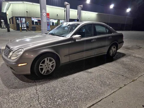 2005 Mercedes-Benz E-Class E 320 4MATIC Sedan 4D