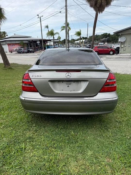 2005 Mercedes-Benz W211 E-Class - Image 10 of 20