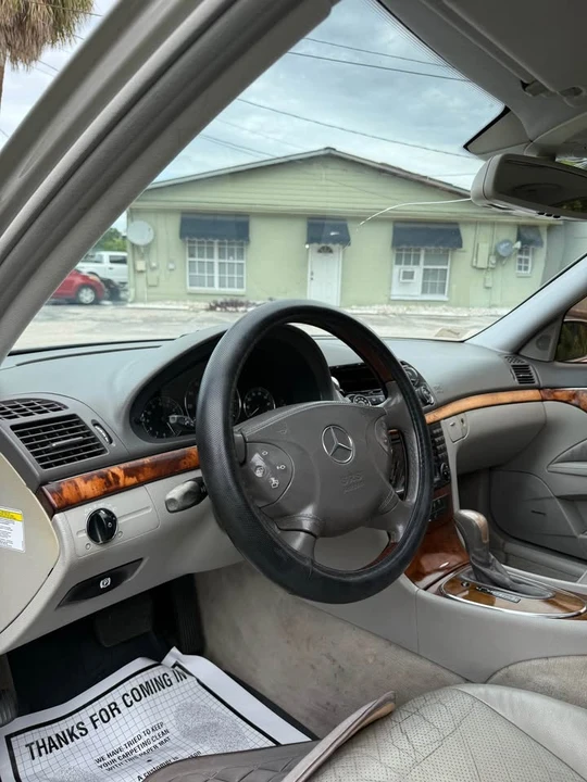 2005 Mercedes-Benz W211 E-Class - Image 12 of 20