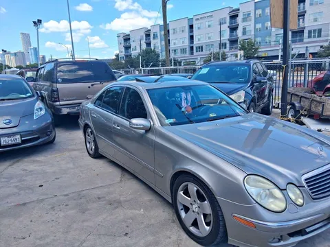 2005 Mercedes-Benz E-Class E 320 Sedan 4D