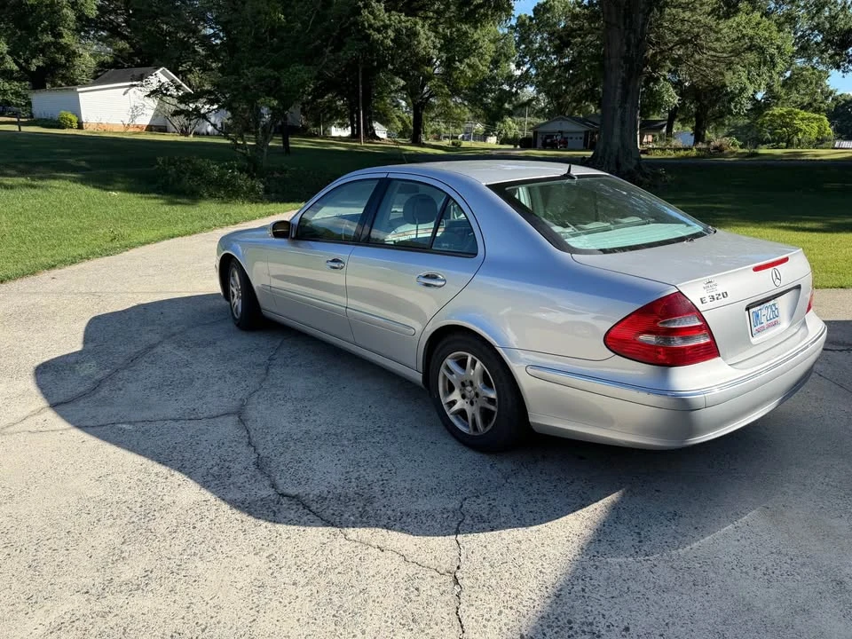 2005 Mercedes-Benz W211 E-Class - Image 4 of 16
