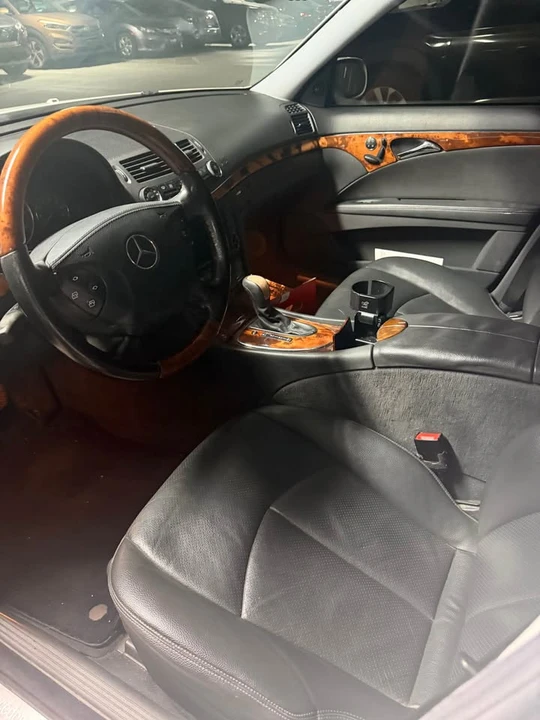 2005 Mercedes-Benz W211 E-Class - Image 2 of 5