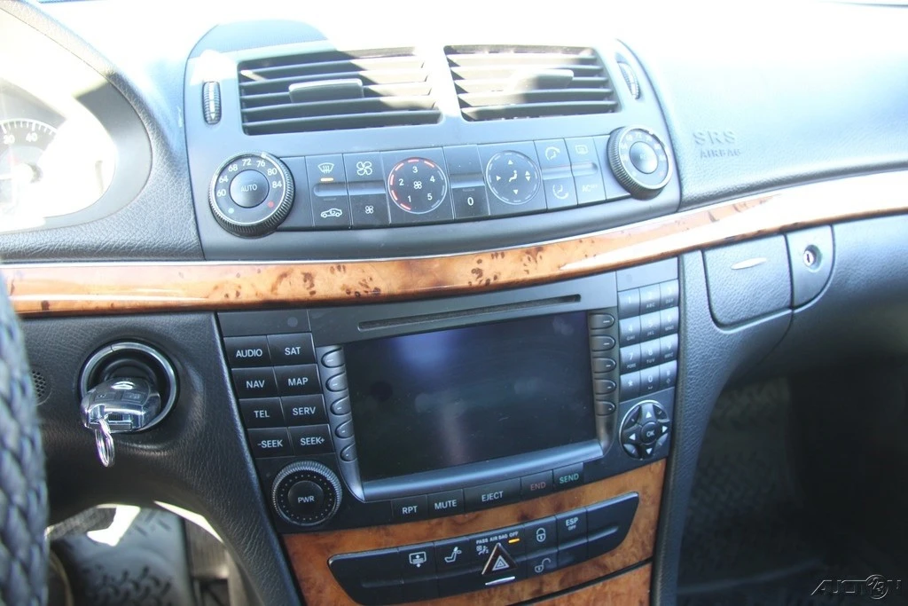 2005 Mercedes-Benz W211 E-Class - Image 17 of 21